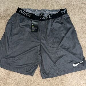 NIKE MENS DRI-FIT SHORTS NEW WITH TAGS